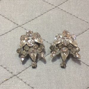 Set of 2 Vintage Pins